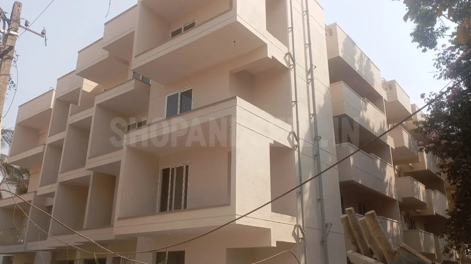 Modern Lifestyle Apartments with Clubhouse &amp; Amenities